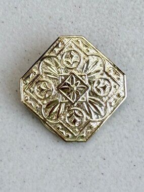 Vintage Etched Scarf Clip 1970s Gold Tone Metal Filigree Diamond Scarf Loop